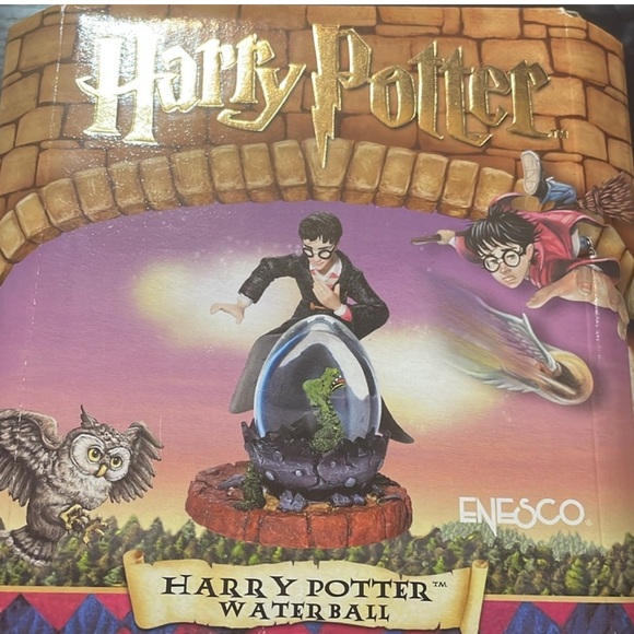 Wizard Figurine with Dragon - Picture 3 of 4